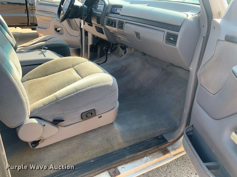 image for item DP8658 1996 Ford F150  SuperCab pickup truck