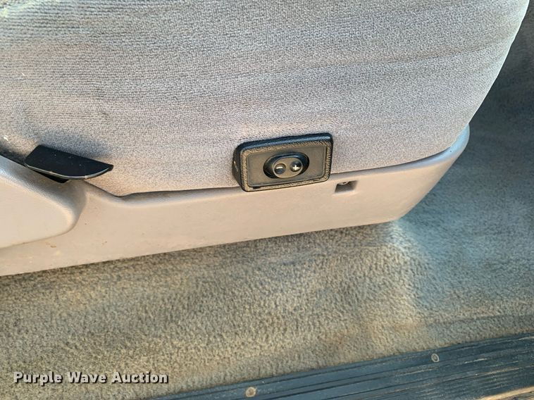 image for item DP8658 1996 Ford F150  SuperCab pickup truck