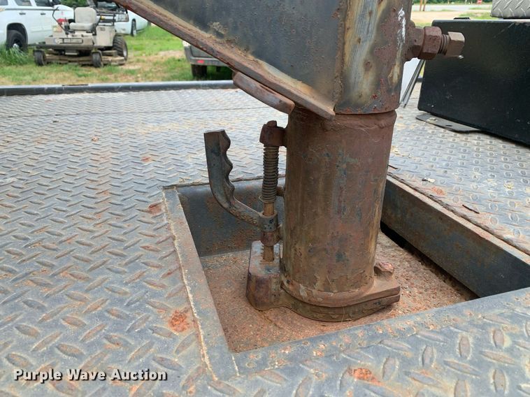 image for item DP8660 1996 McElrath  equipment trailer