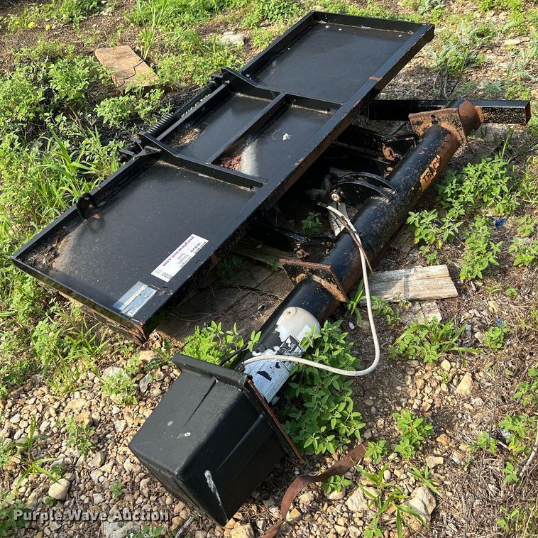 image for item DQ2093 Waltco  6' W end gate lift