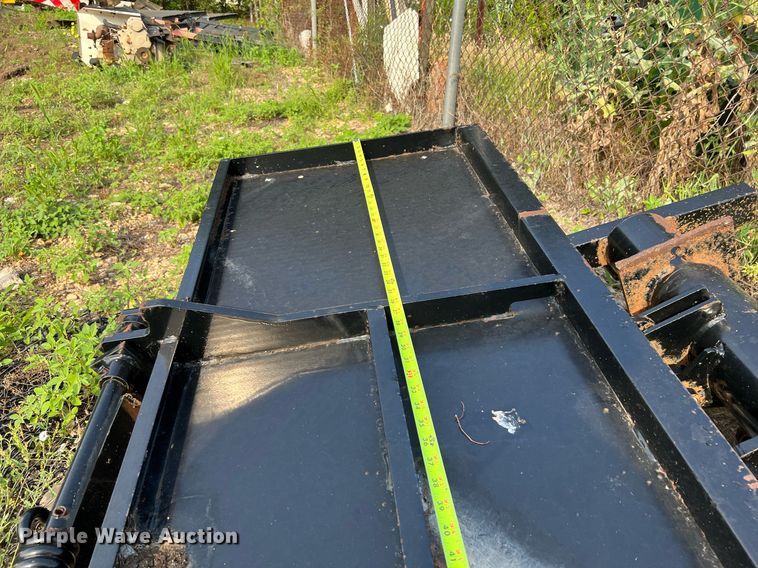 image for item DQ2093 Waltco  6' W end gate lift