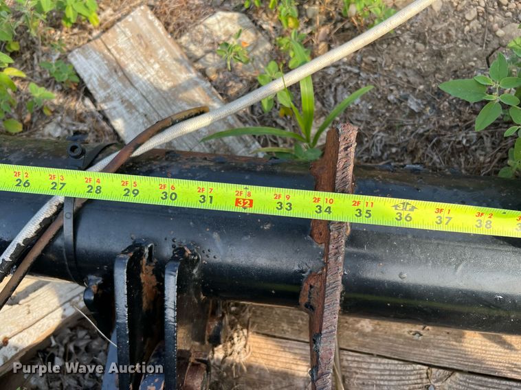 image for item DQ2093 Waltco  6' W end gate lift