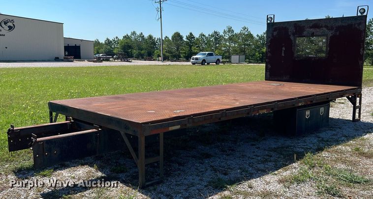 image for item DQ2100 Flatbed