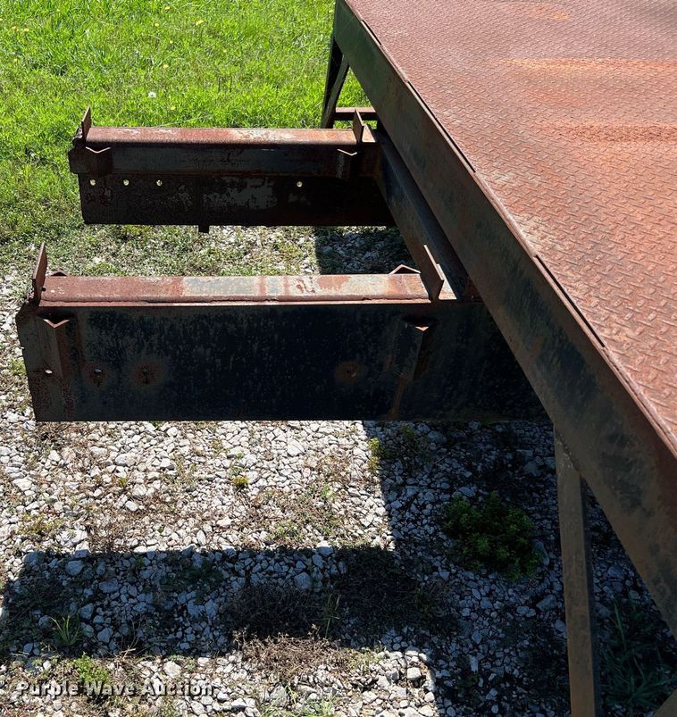 image for item DQ2100 Flatbed