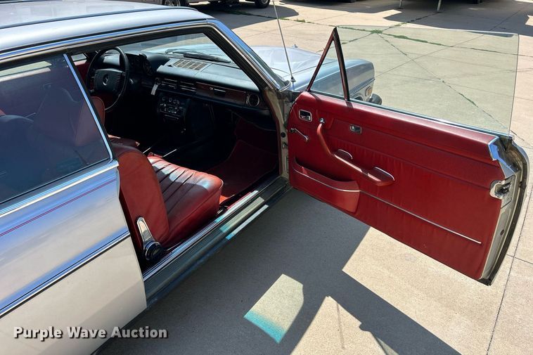 image for item DR4695 1974 Mercedes Benz 280C