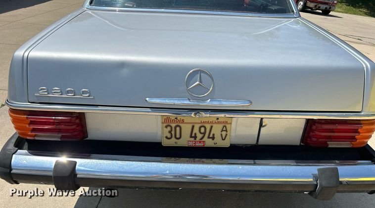 image for item DR4695 1974 Mercedes Benz 280C