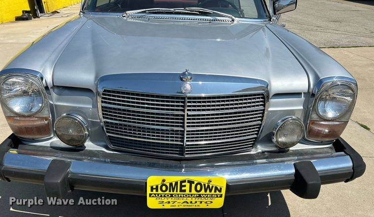 image for item DR4695 1974 Mercedes Benz 280C