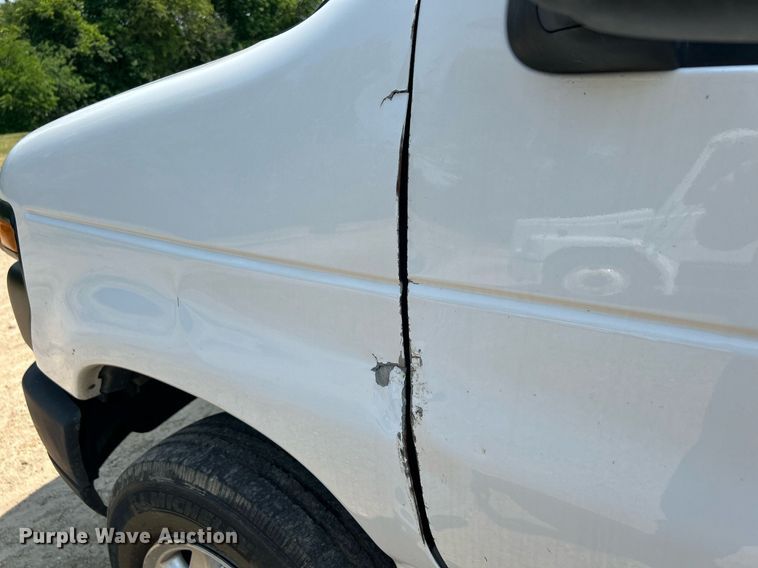 image for item DR4710 2009 Ford E150  van