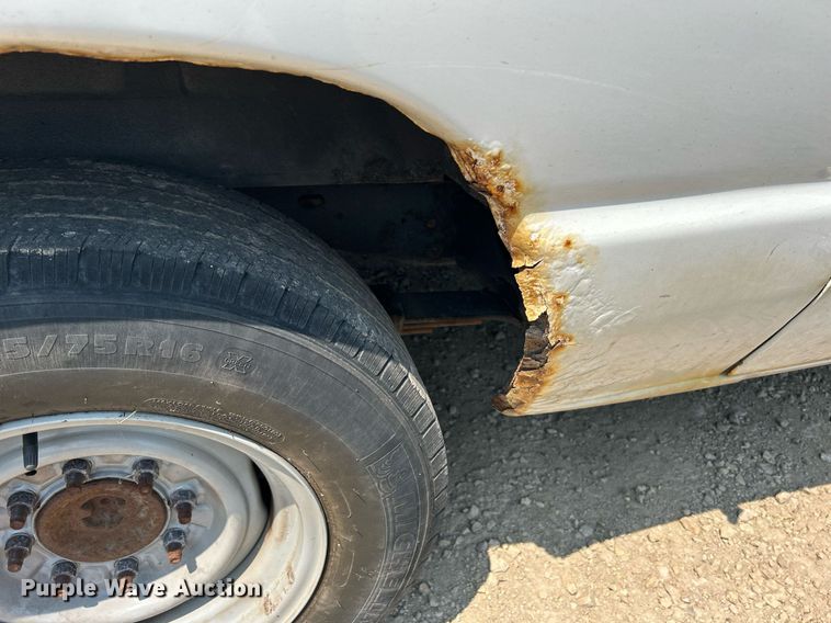 image for item DR4710 2009 Ford E150  van