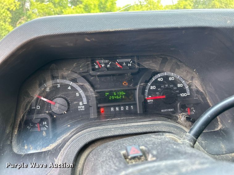 image for item DR4710 2009 Ford E150  van