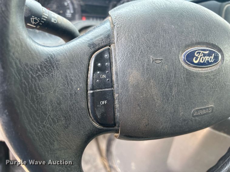 image for item DR4710 2009 Ford E150  van