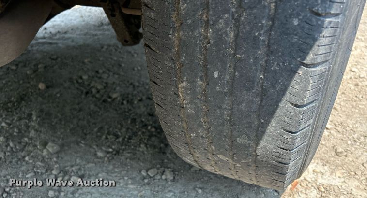 image for item DR4710 2009 Ford E150  van