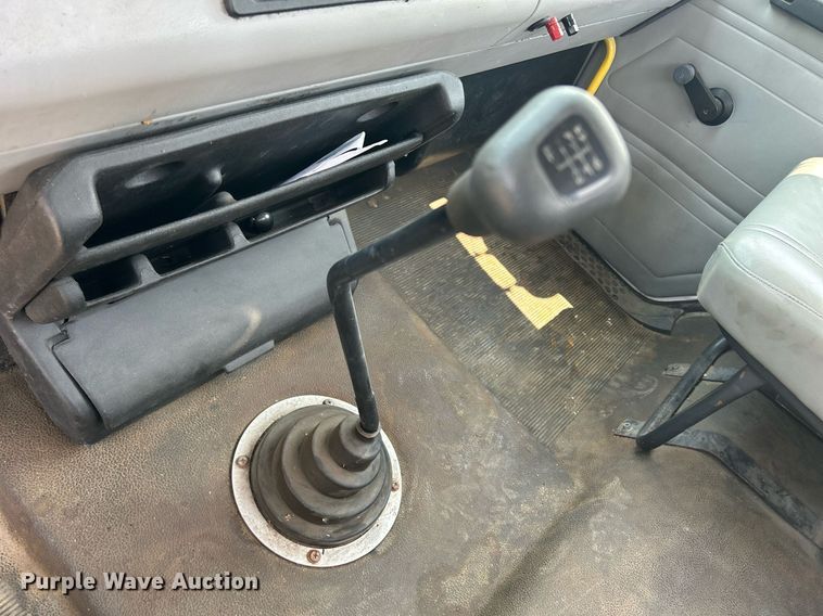 image for item DR4711 1997 Freightliner FL70  flatbed truck