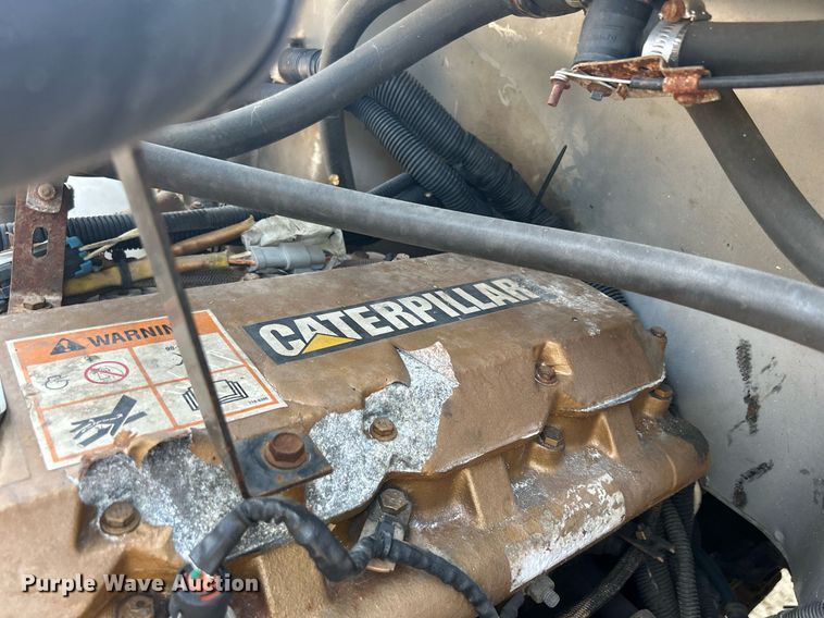 image for item DR4711 1997 Freightliner FL70  flatbed truck