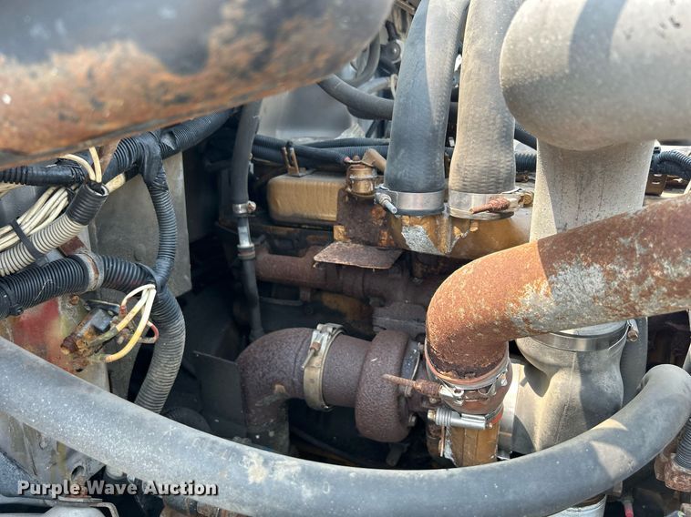 image for item DR4711 1997 Freightliner FL70  flatbed truck