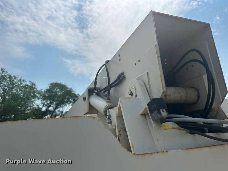 image for item DR4713 2002 Terex TB110  boom lift