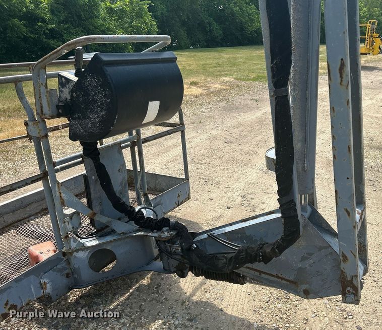 image for item DR4713 2002 Terex TB110  boom lift