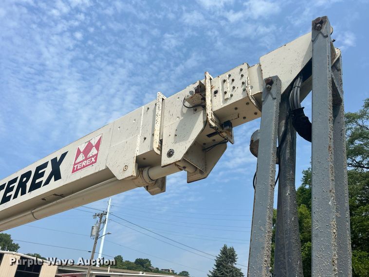 image for item DR4713 2002 Terex TB110  boom lift