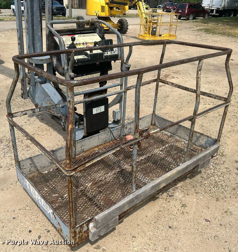 image for item DR4713 2002 Terex TB110  boom lift