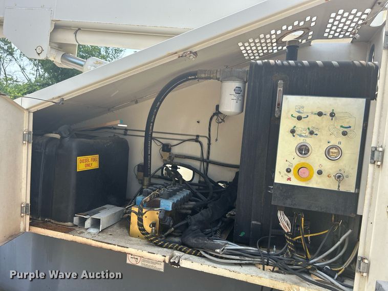 image for item DR4713 2002 Terex TB110  boom lift