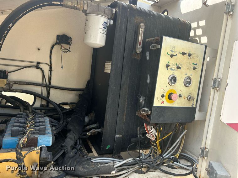 image for item DR4713 2002 Terex TB110  boom lift