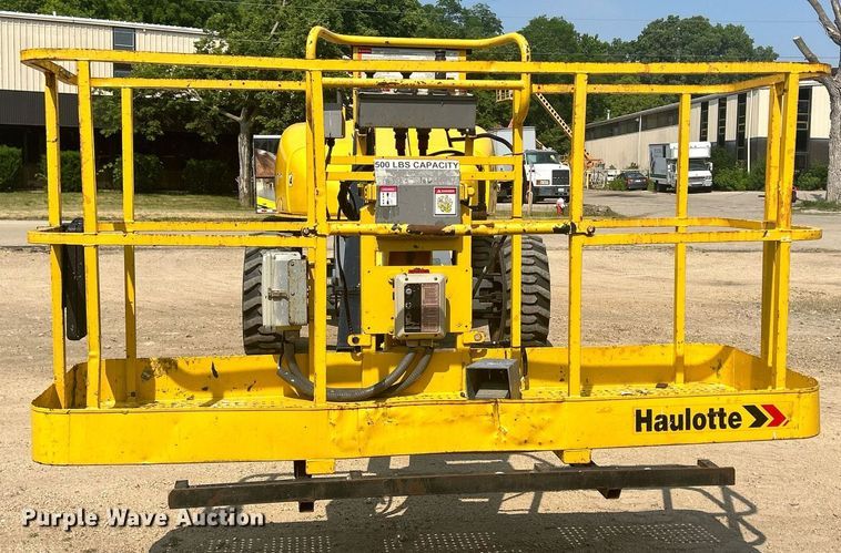 image for item DR4714 2007 Haulotte HB62  boom lift