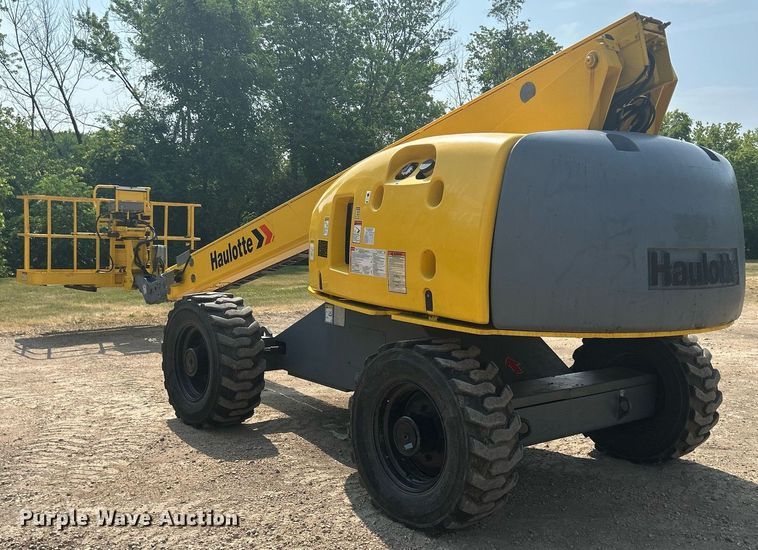 image for item DR4714 2007 Haulotte HB62  boom lift
