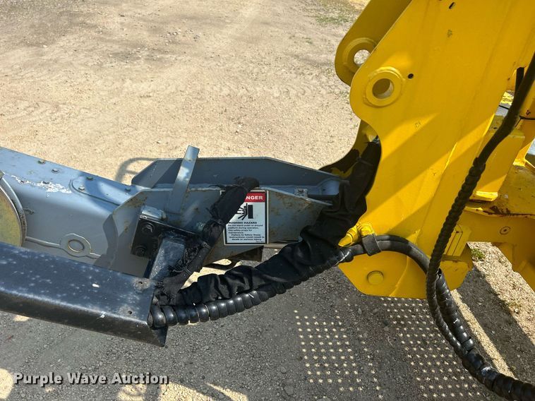 image for item DR4714 2007 Haulotte HB62  boom lift