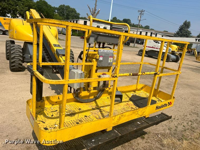 image for item DR4714 2007 Haulotte HB62  boom lift