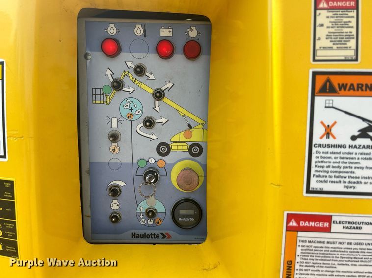 image for item DR4714 2007 Haulotte HB62  boom lift