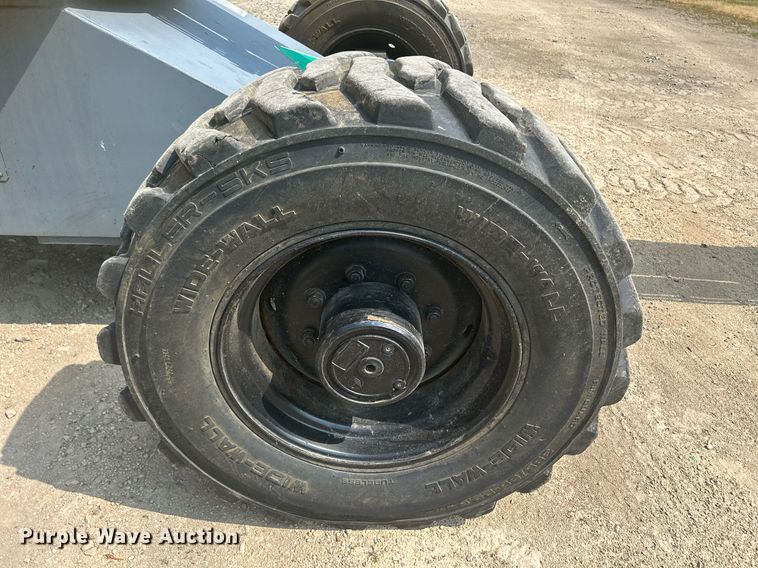 image for item DR4714 2007 Haulotte HB62  boom lift