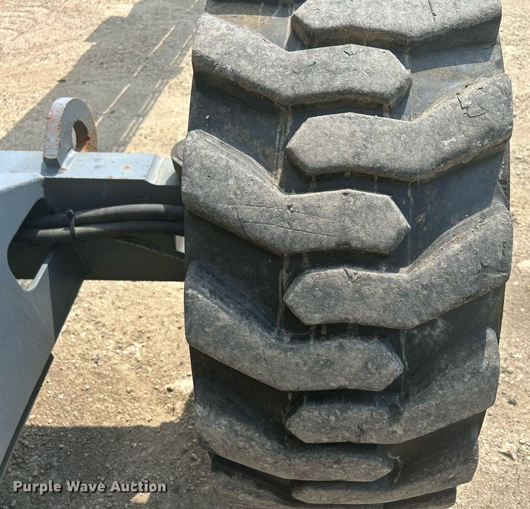 image for item DR4714 2007 Haulotte HB62  boom lift