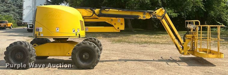 image for item DR4715 2002 Haulotte HA46JRT  boom lift