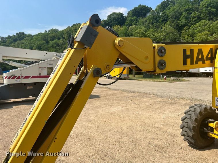 image for item DR4715 2002 Haulotte HA46JRT  boom lift