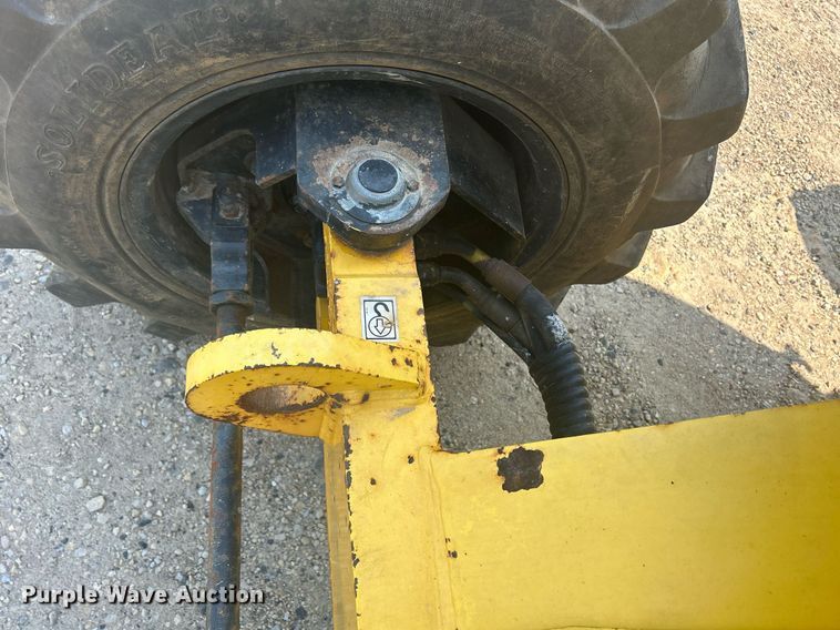 image for item DR4715 2002 Haulotte HA46JRT  boom lift