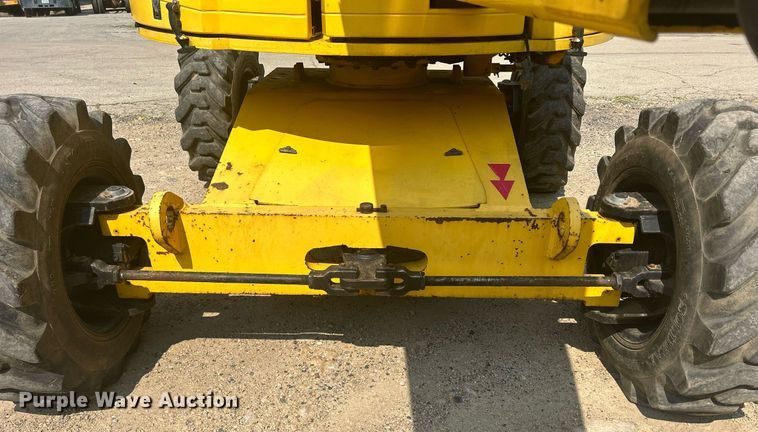 image for item DR4715 2002 Haulotte HA46JRT  boom lift