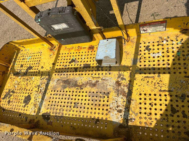 image for item DR4715 2002 Haulotte HA46JRT  boom lift