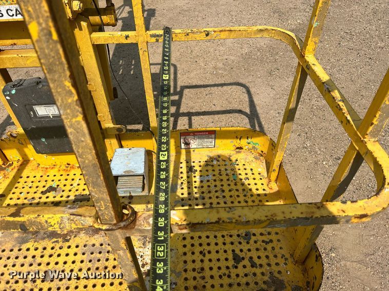 image for item DR4715 2002 Haulotte HA46JRT  boom lift