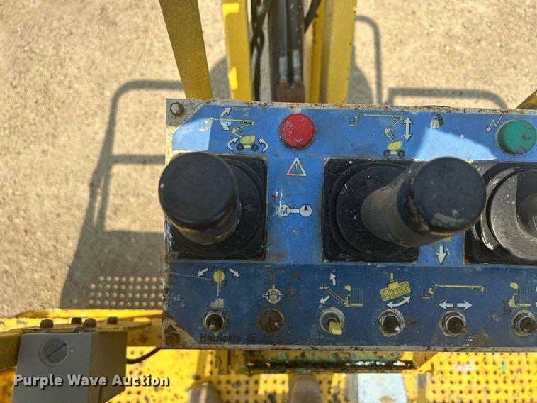image for item DR4715 2002 Haulotte HA46JRT  boom lift