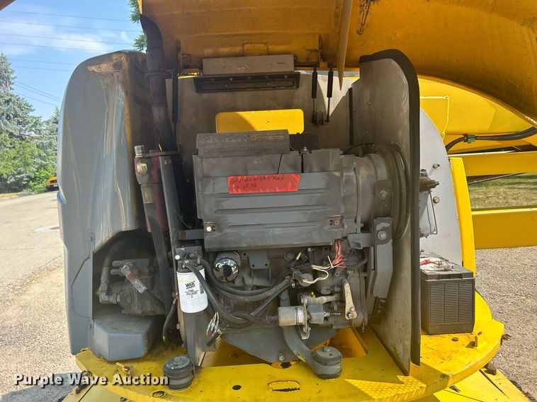 image for item DR4715 2002 Haulotte HA46JRT  boom lift