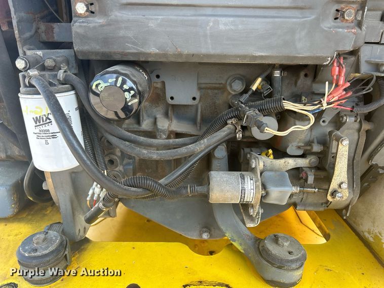 image for item DR4715 2002 Haulotte HA46JRT  boom lift