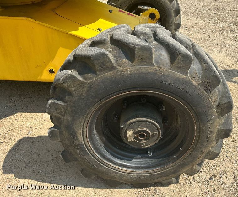 image for item DR4715 2002 Haulotte HA46JRT  boom lift