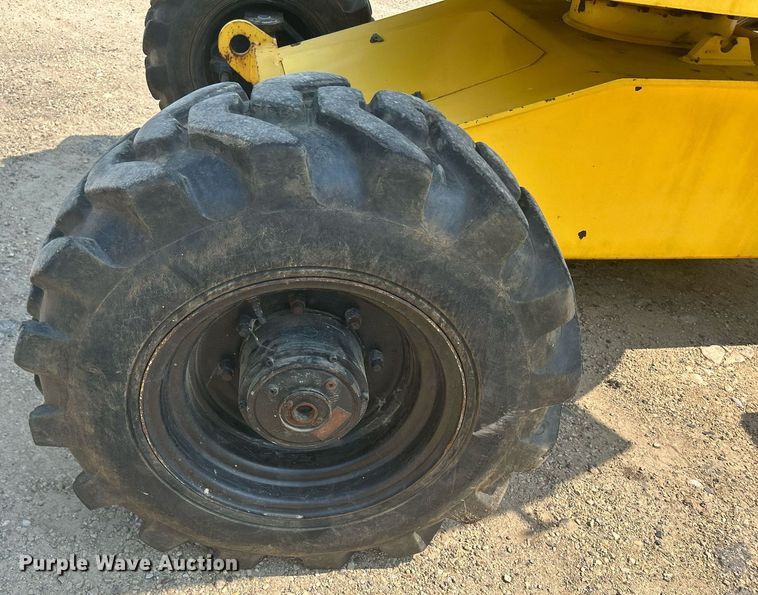 image for item DR4715 2002 Haulotte HA46JRT  boom lift