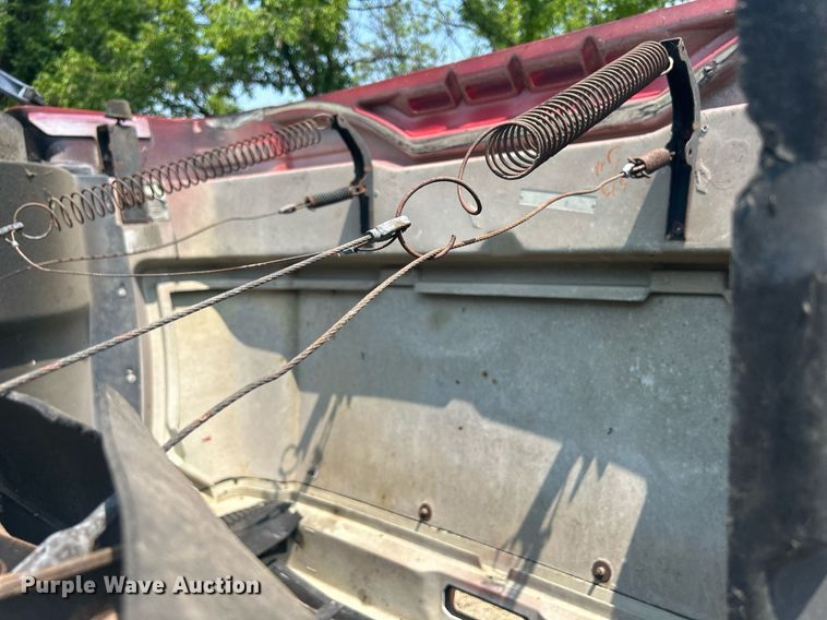 image for item DR4717 1999 International 4700  truck cab and chassis