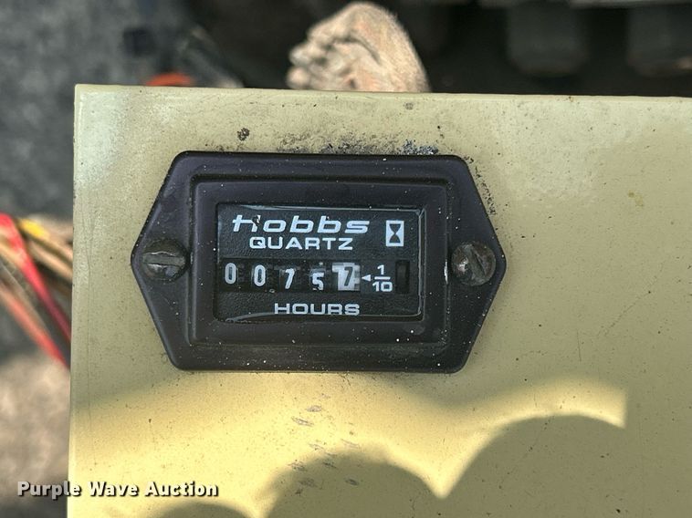 image for item DR4720 JLG 2032E2  scissor lift