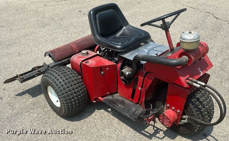 image for item DR4721 Toro  bunker rake