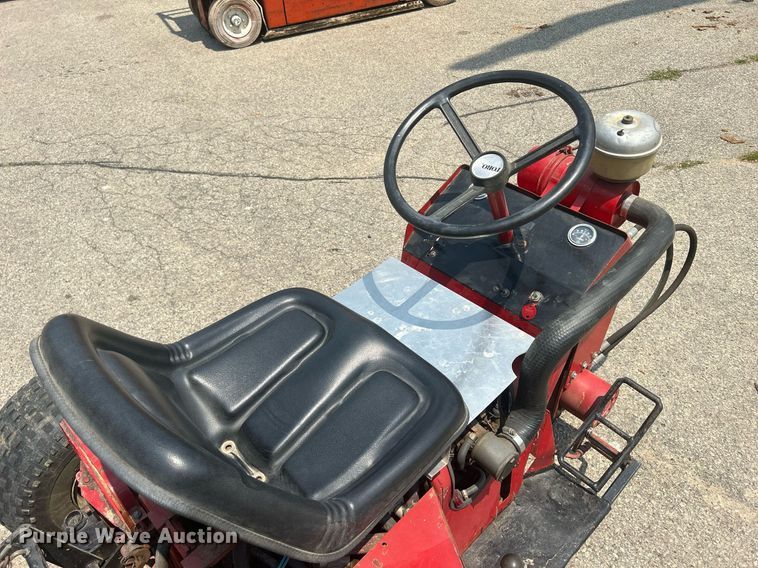 image for item DR4721 Toro  bunker rake