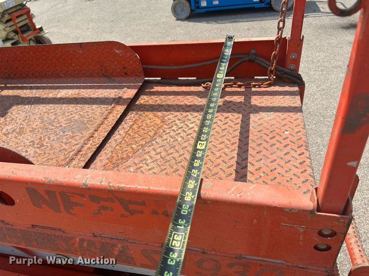 image for item DR4722 Snorkel S1930  scissor lift
