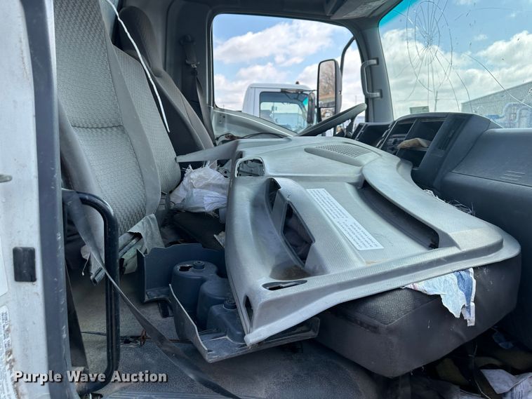 image for item DR5090 2009 Isuzu NQR  dump truck