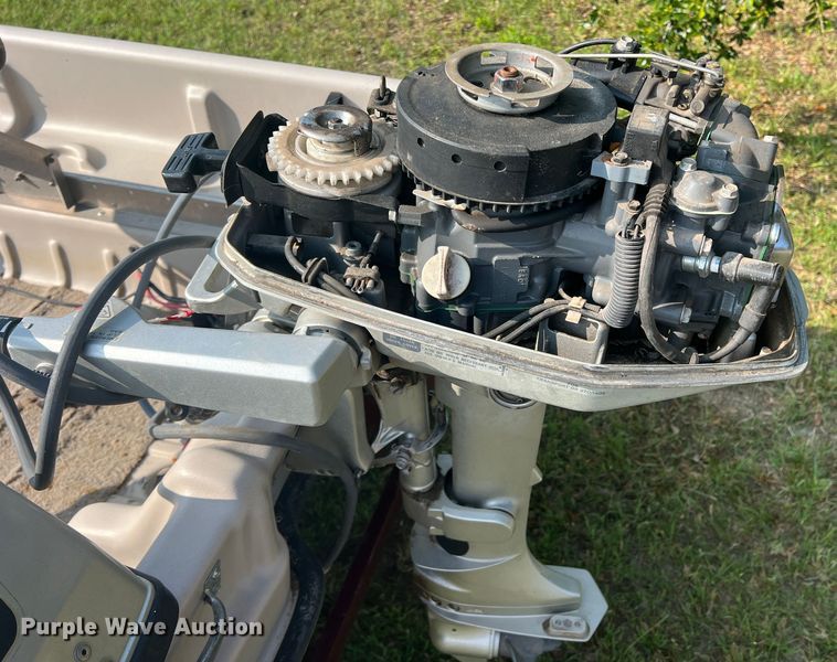 image for item DR5735 2001 Buster  boat